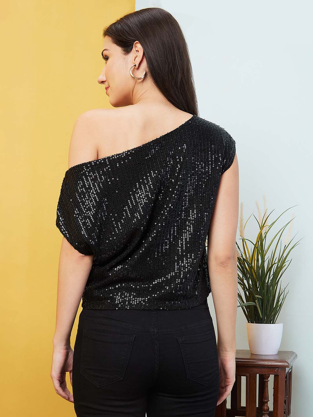 Women Solid Black Sequined One Shoulder Party Crop Top